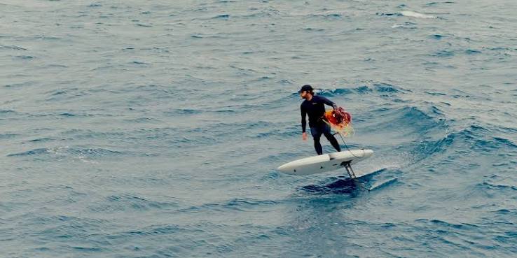 YOU'VE RIDDEN POWDER. NOW TRY THE OCEAN.