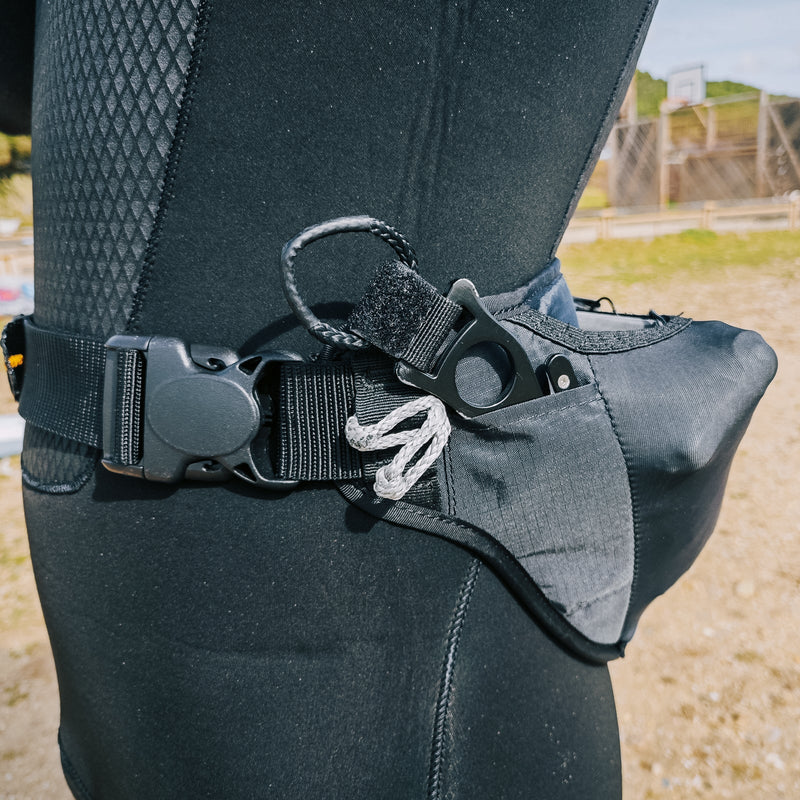 Ozone Hook Knife — Stash Belt Parawing